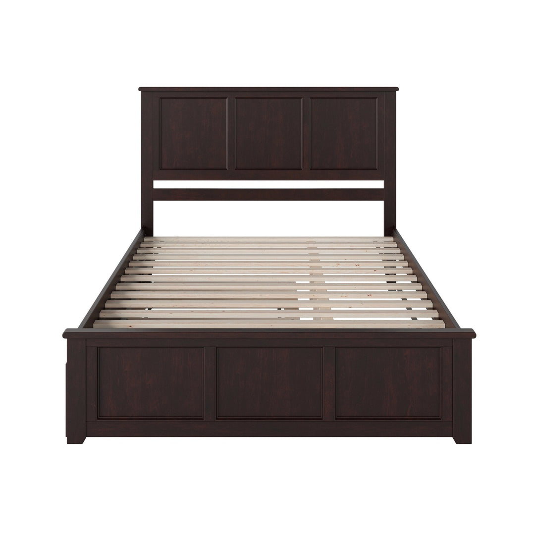 Madison Platform Bed with Matching Footboard & Trundle