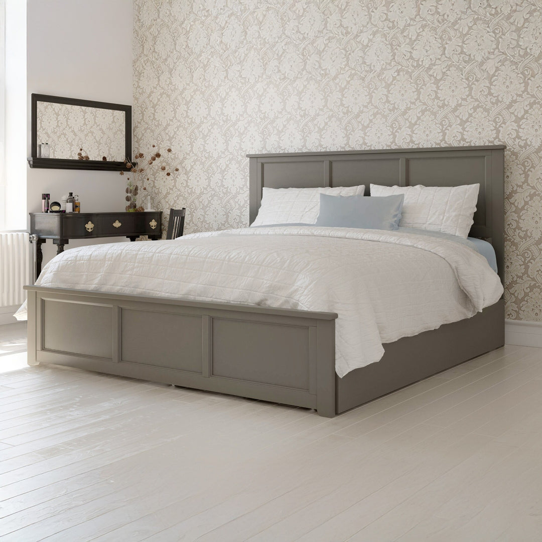 Madison Platform Bed with Matching Footboard & Trundle