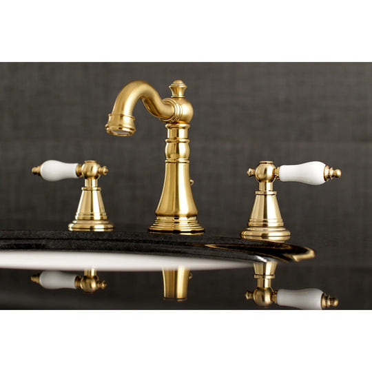 English Classic Widespread Bathroom Faucet