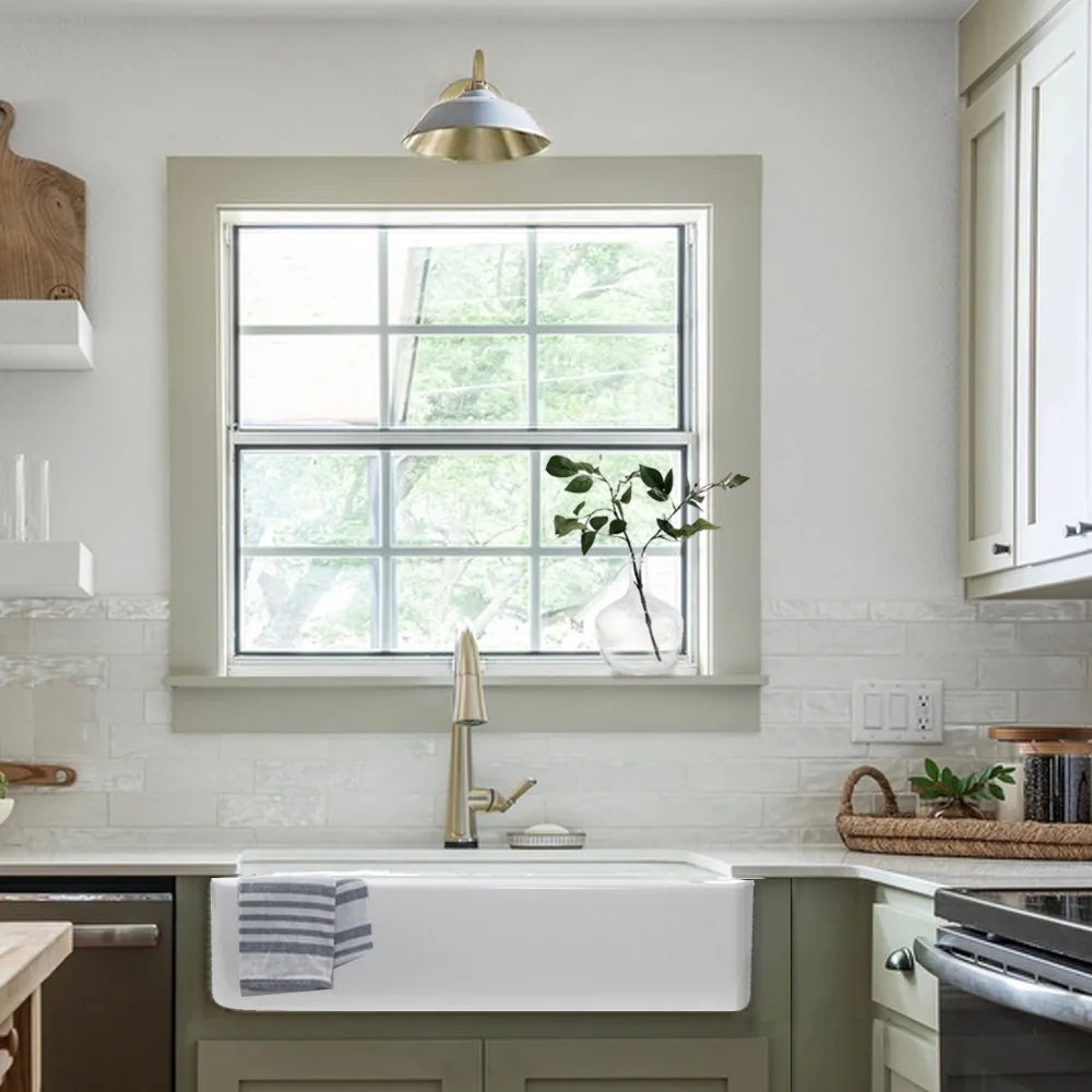 31-Inch Fireclay White Farmhouse Kitchen Sink - 31 X 18 X 8.75 Inches