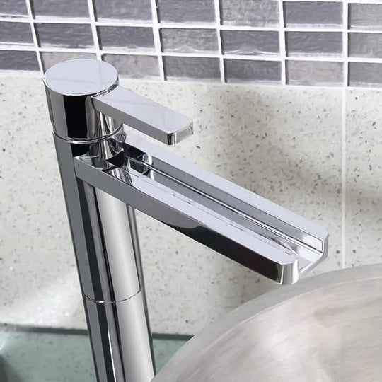 Capri Single-Hole Single-Handle Bathroom Faucet