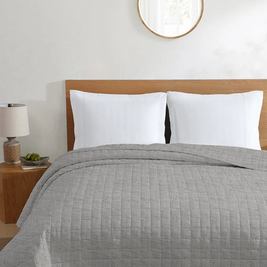 Lux Ultra-Soft Lightweight California Square Quilt