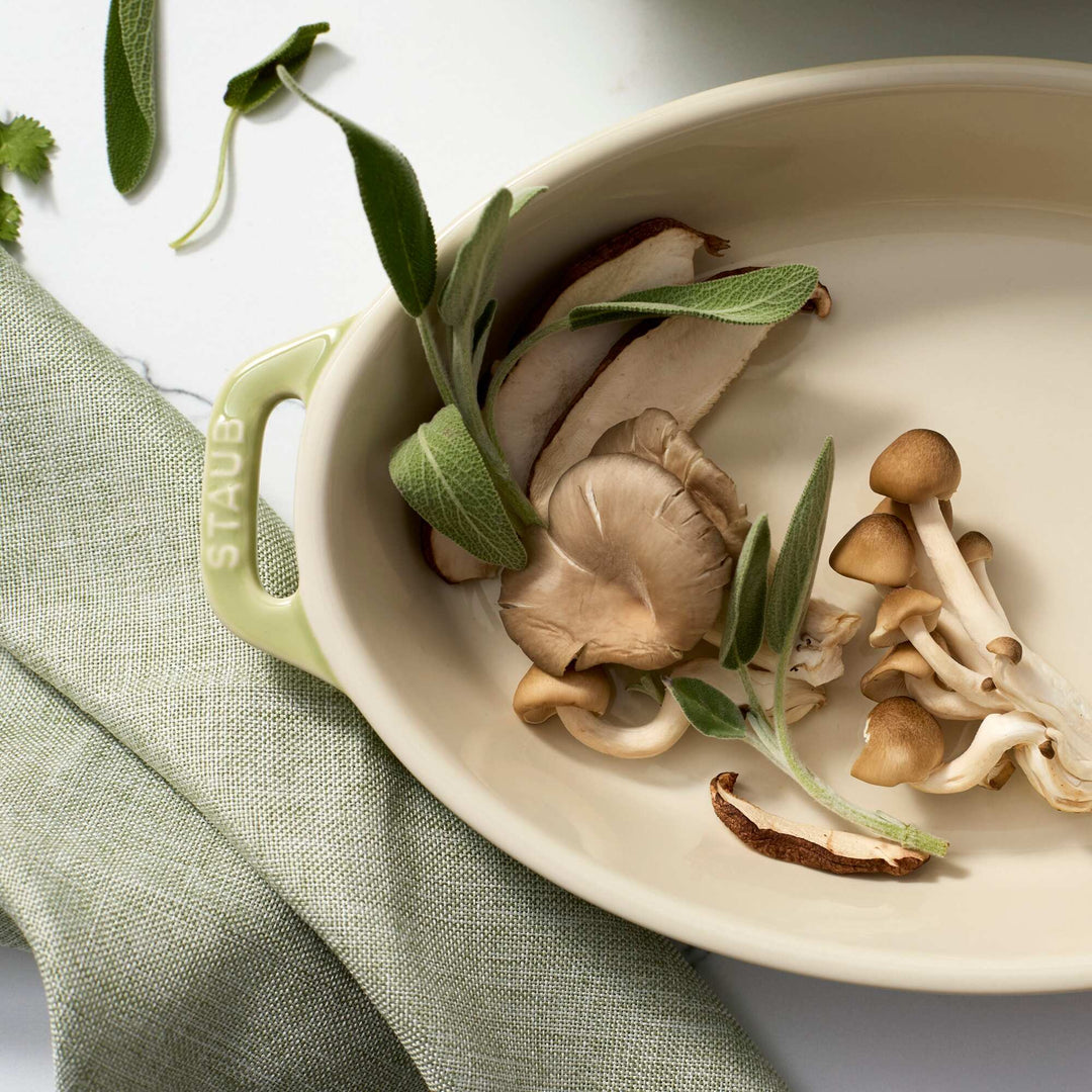 Ceramic 4-Pc Baking Pans Set, Casserole Dish with Lid, Brownie Pan, Pastel