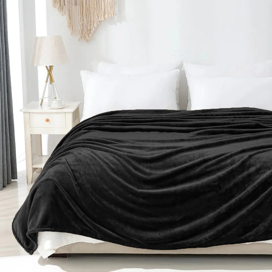 Cozy Microfiber Extra Soft Solid Color Throw Bed Blanket