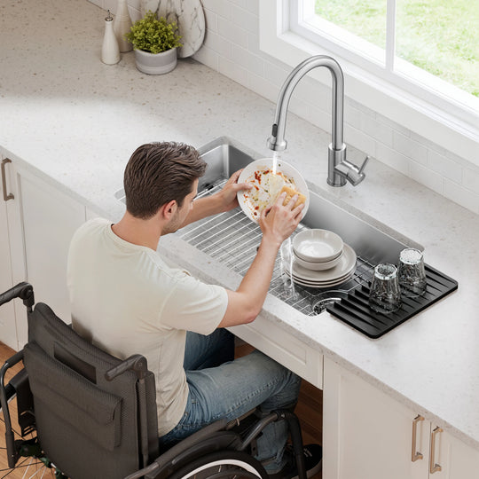 Fairlane Undermount 18 Gauge Stainless Steel Kitchen Sink