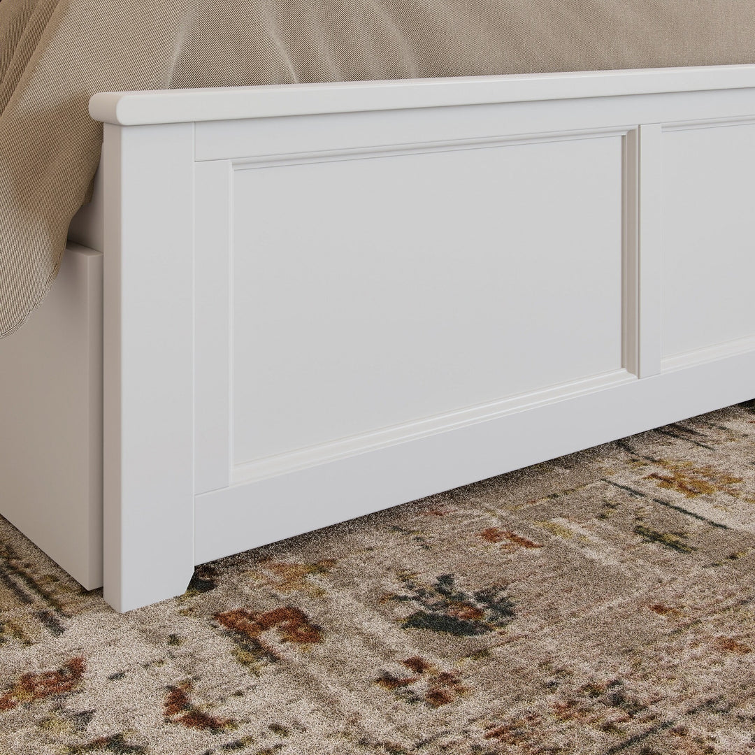 Madison Platform Bed with Matching Footboard & Trundle