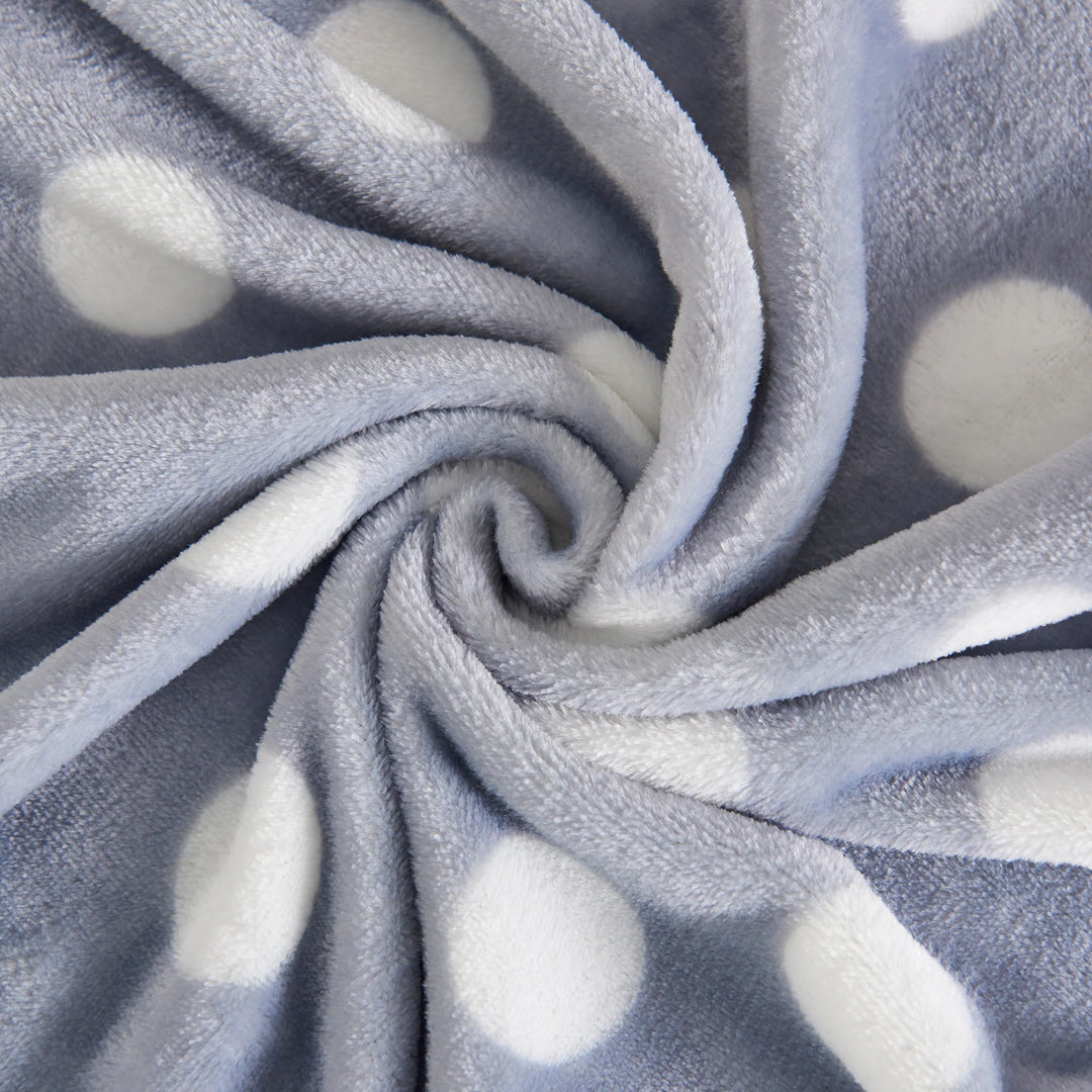 Luxuriously Velvety Plush Blanket Soft Lightweight Blanket