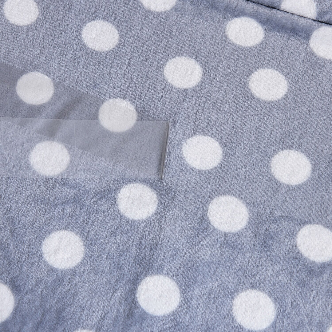 Luxuriously Velvety Plush Blanket Soft Lightweight Blanket