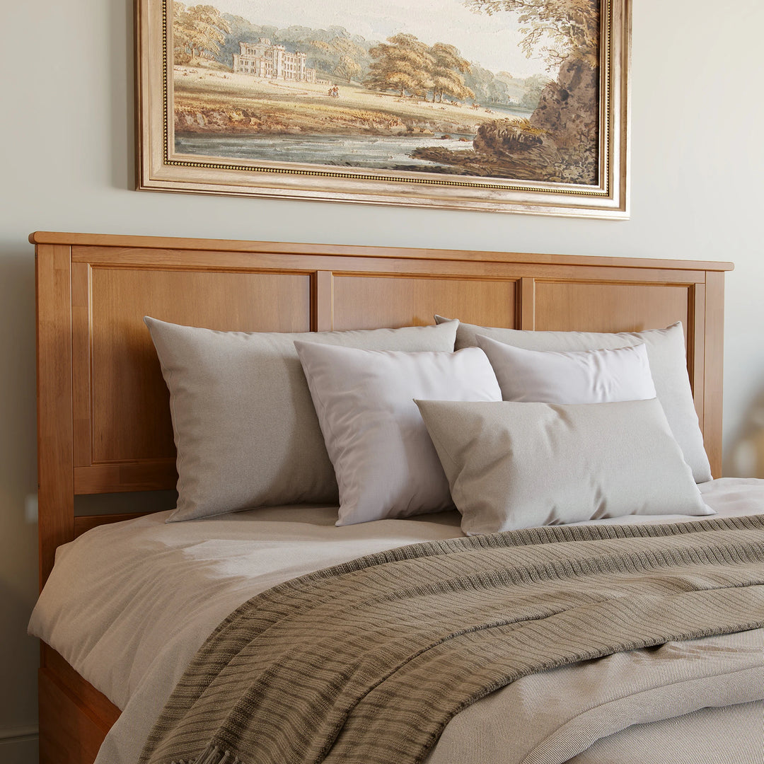 Madison Platform Bed with Matching Footboard & Trundle