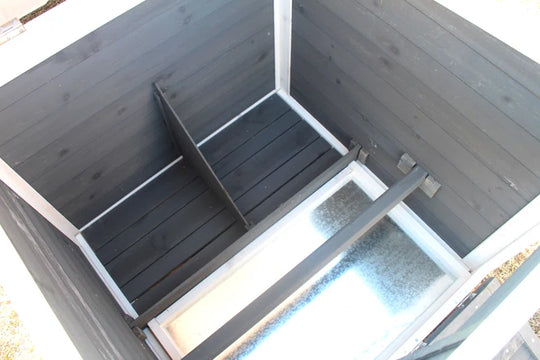 6.04 Square Feet Chicken Coop with Nesting Box for up to 1 Chickens
