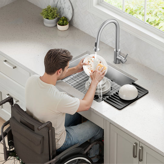 Fairlane Undermount 18 Gauge Stainless Steel Kitchen Sink