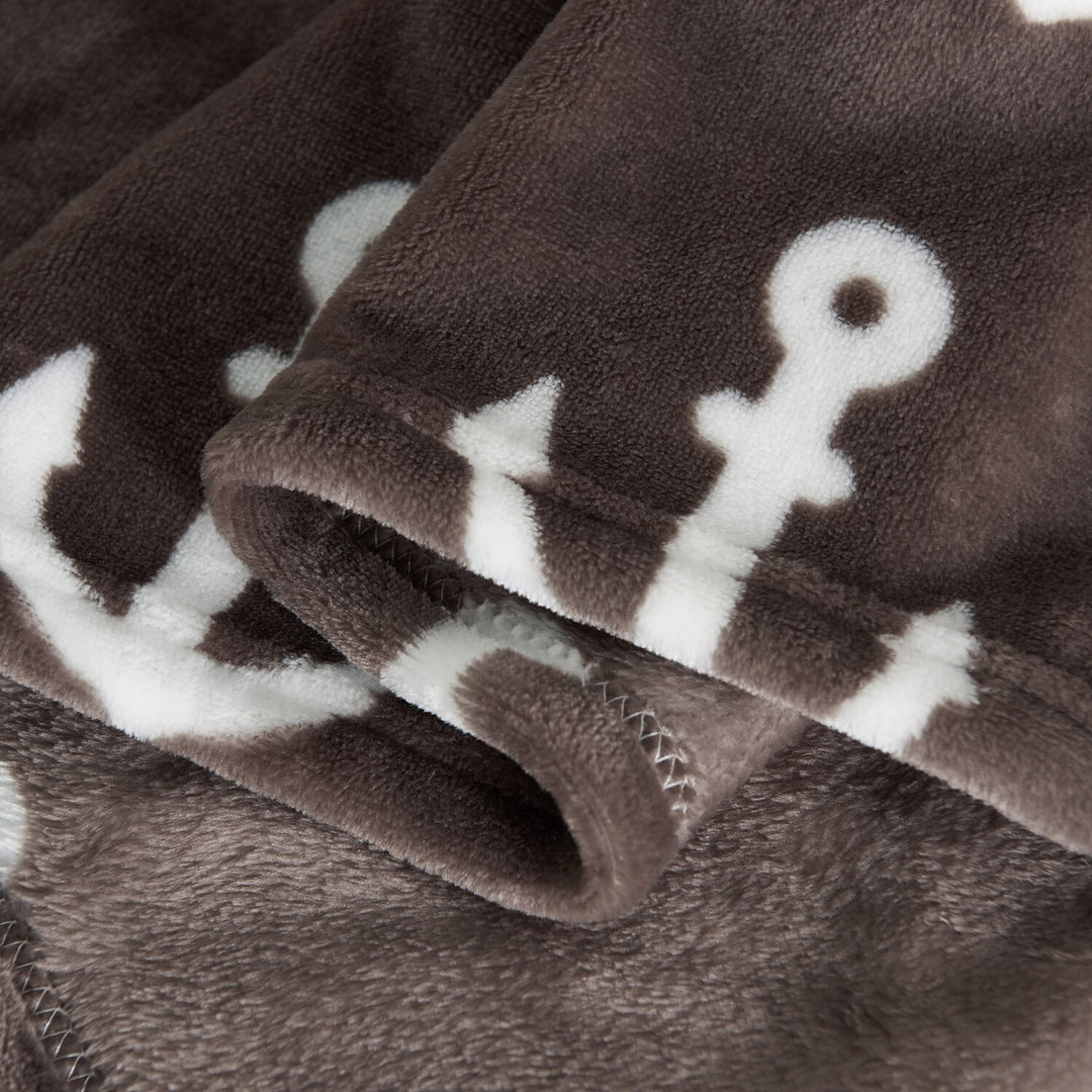 Luxuriously Velvety Plush Blanket Soft Lightweight Blanket