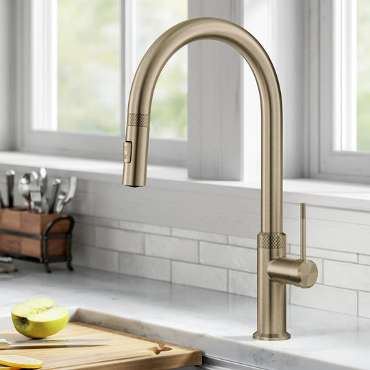 2-Function 1-Handle 1-Hole Pulldown Sprayer Brass Kitchen Faucet