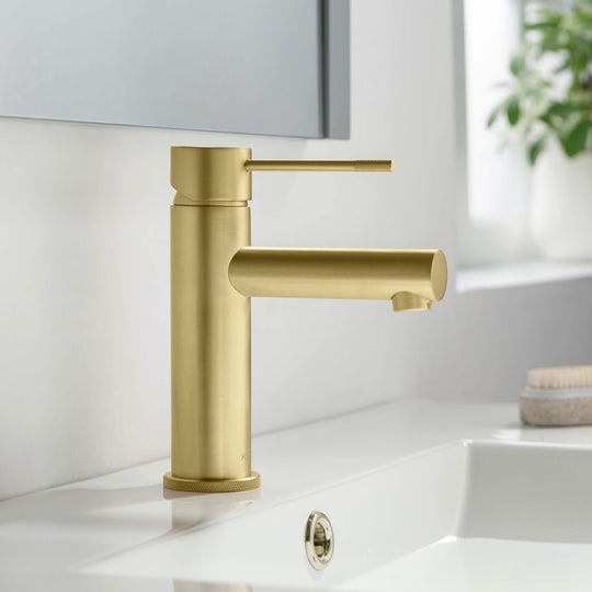 Luxury Single Hole Bathroom Faucet