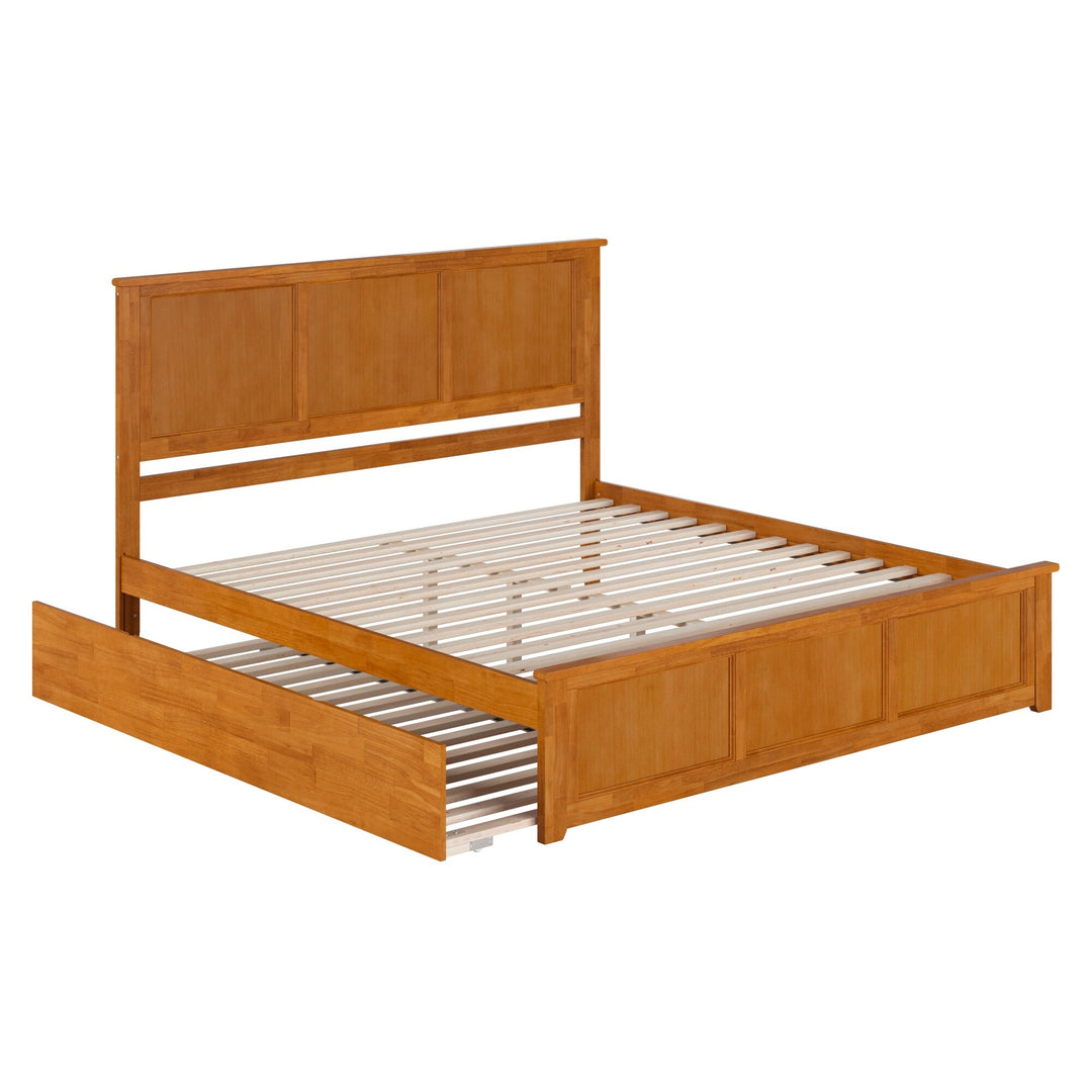 Madison Platform Bed with Matching Footboard & Trundle