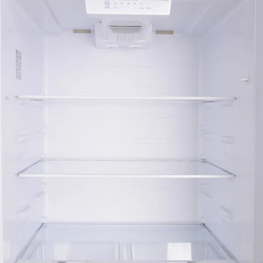 30" 18.2 Cu. Ft. Garage Ready Top Mount Freezer Refrigerator with Pocket Handle