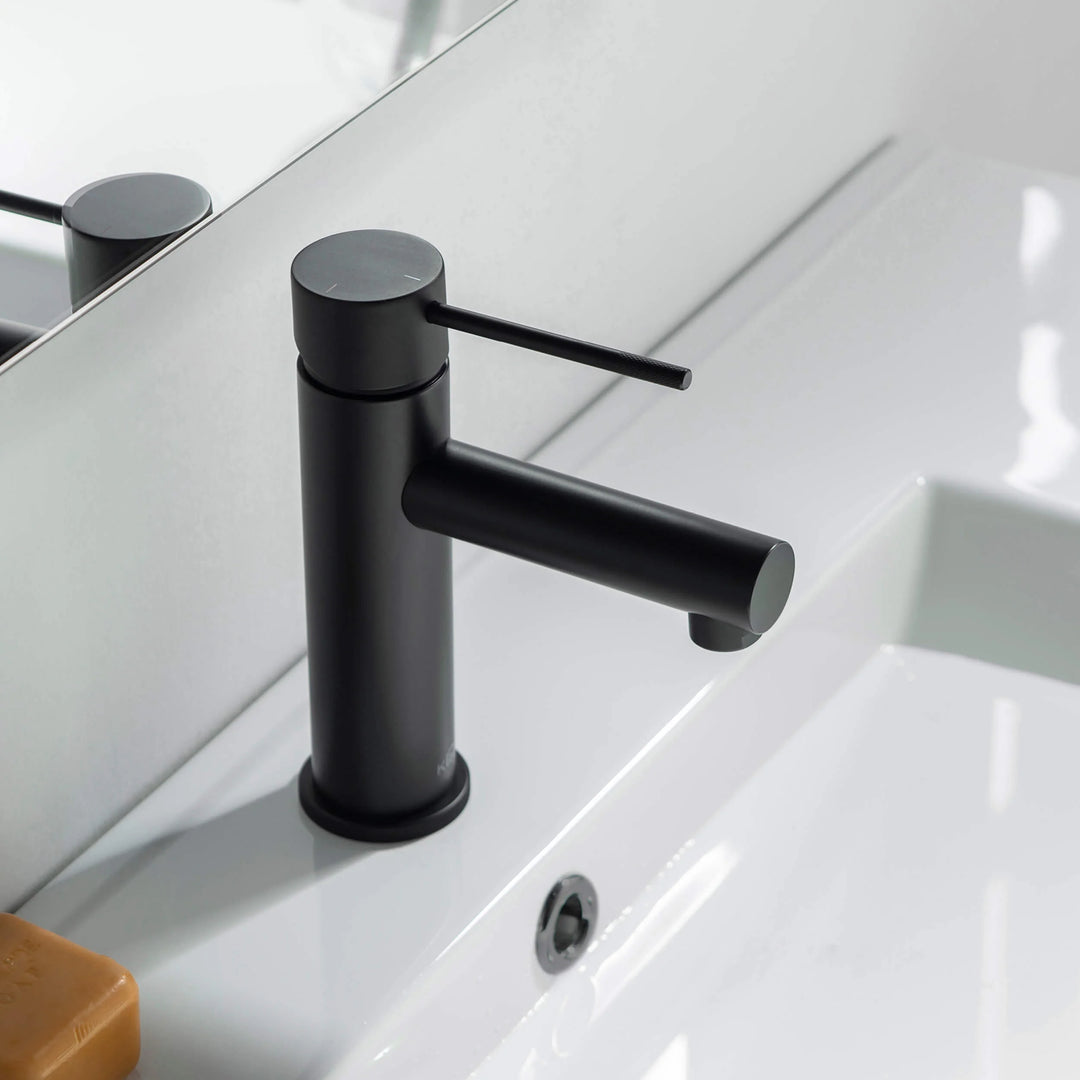 Luxury Single Hole Bathroom Faucet