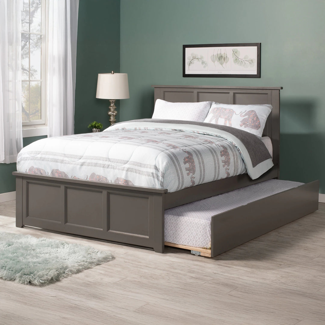 Madison Platform Bed with Matching Footboard & Trundle