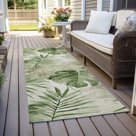 Machine Washable Indoor/ Outdoor Coastal Palm Chantille Rug