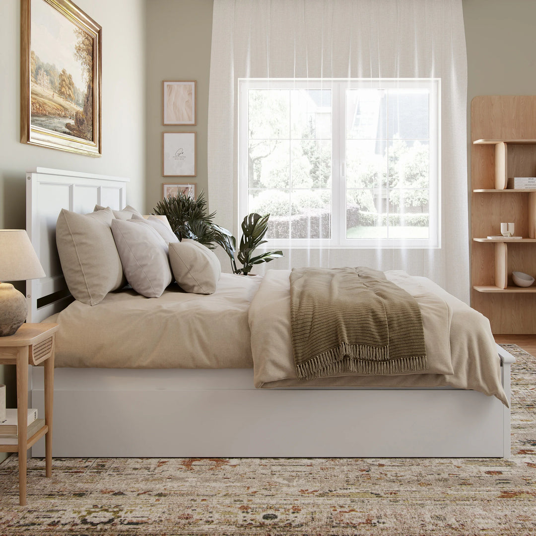 Madison Platform Bed with Matching Footboard & Trundle
