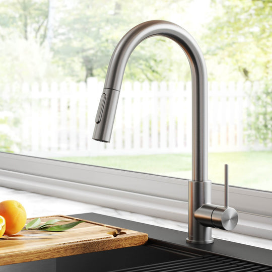 2-Function 1-Handle 1-Hole Pulldown Sprayer Brass Kitchen Faucet
