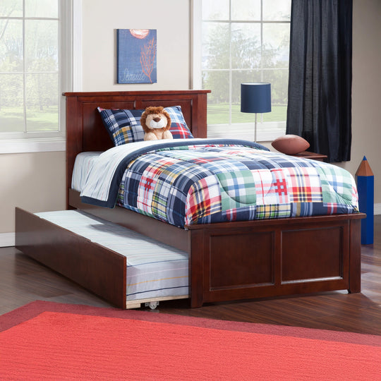 Madison Platform Bed with Matching Footboard & Trundle