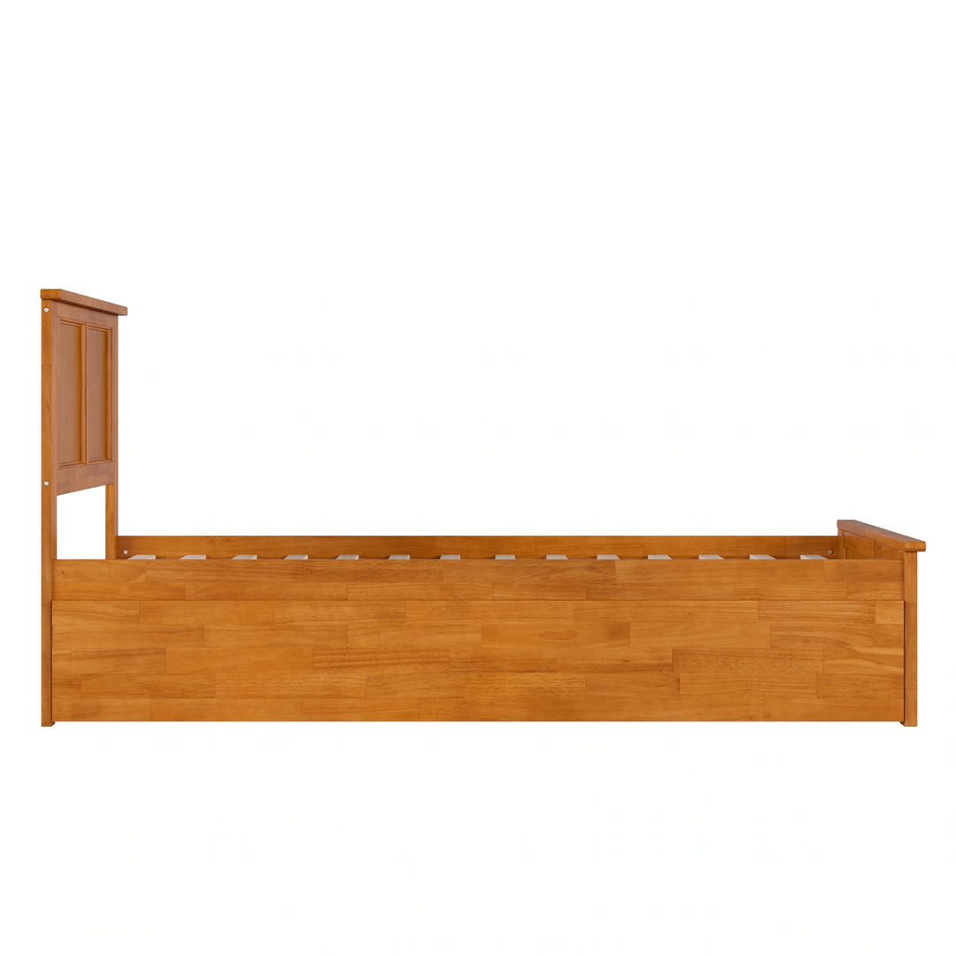 Madison Platform Bed with Matching Footboard & Trundle