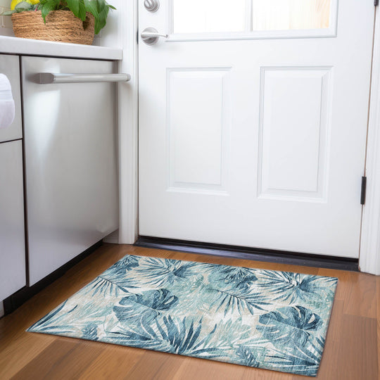 Machine Washable Indoor/ Outdoor Coastal Palm Chantille Rug