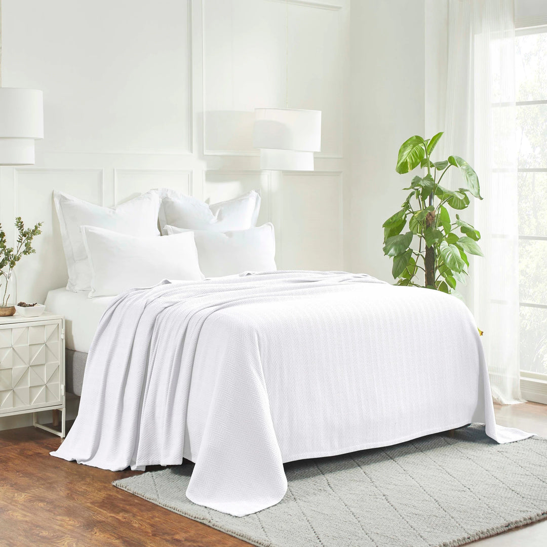 Metro Zig-Zag Chevron All-Season Bedding Cotton Blanket