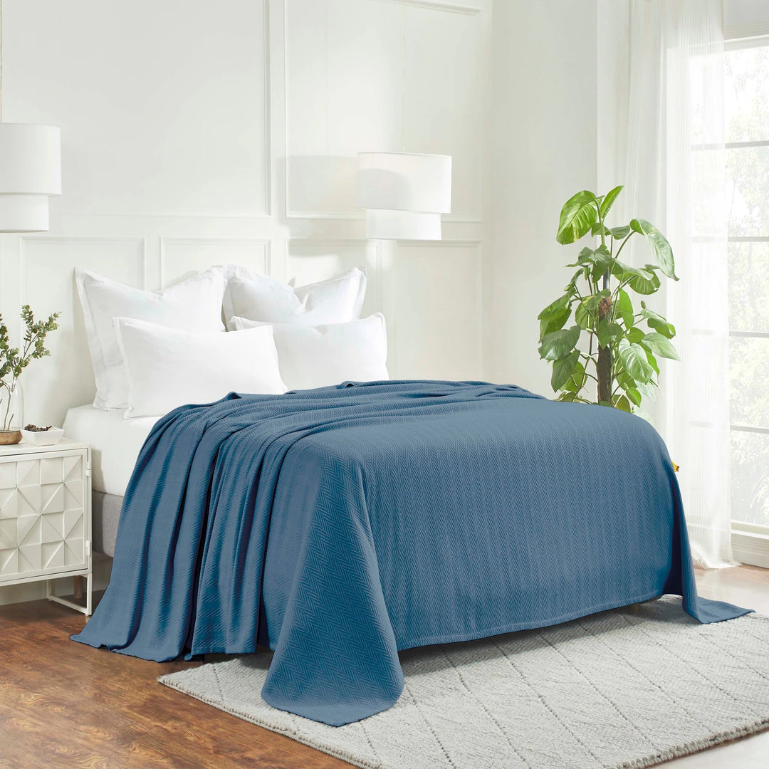 Metro Zig-Zag Chevron All-Season Bedding Cotton Blanket
