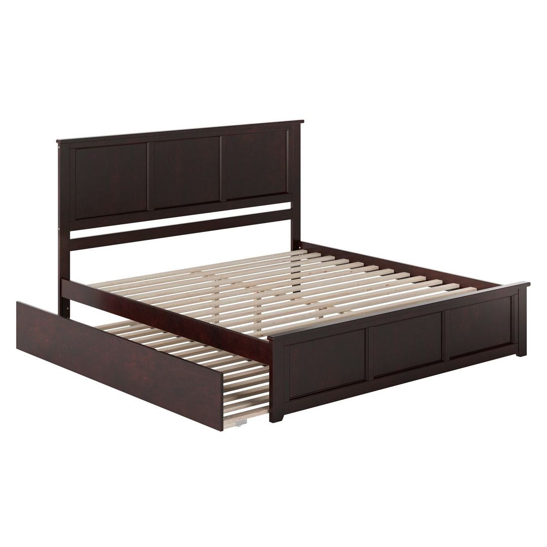Madison Platform Bed with Matching Footboard & Trundle