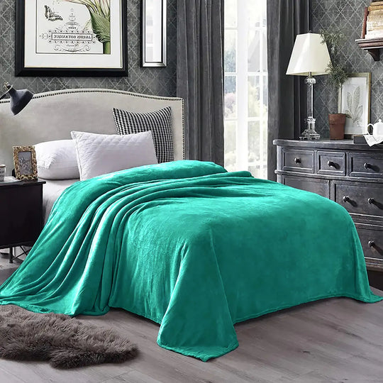 Cozy Microfiber Extra Soft Solid Color Throw Bed Blanket