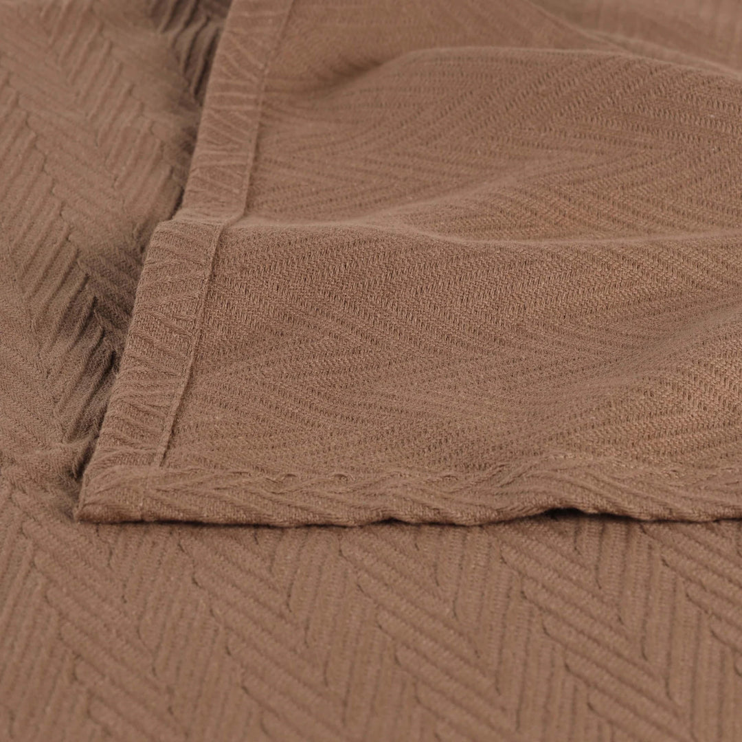 Metro Zig-Zag Chevron All-Season Bedding Cotton Blanket