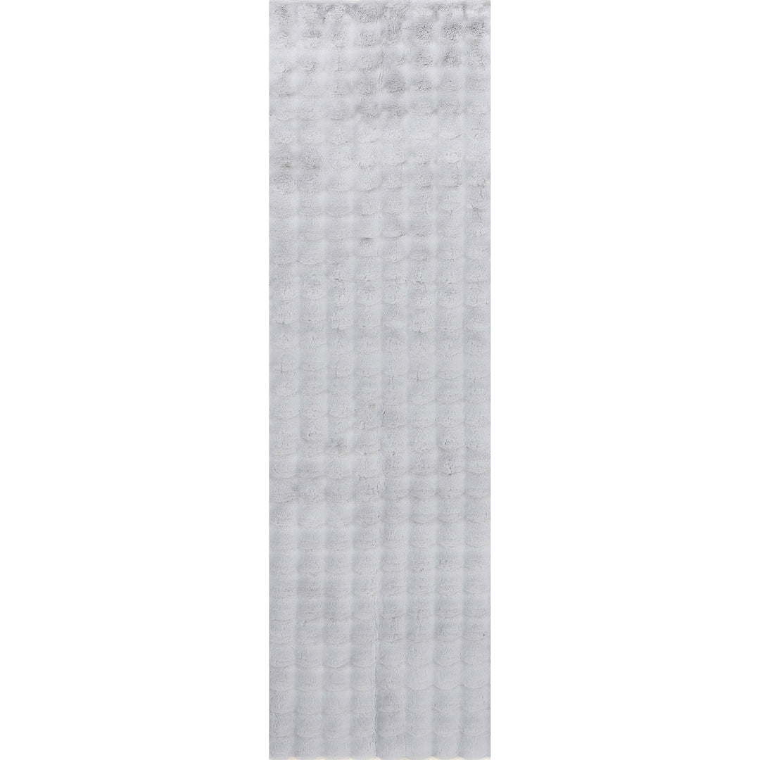 Jeni Solid Plush Machine Washable Area Rug