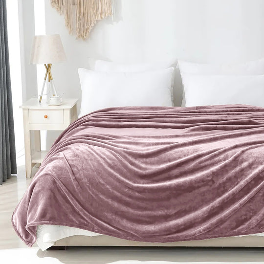 Cozy Microfiber Extra Soft Solid Color Throw Bed Blanket