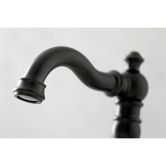 English Classic Widespread Bathroom Faucet