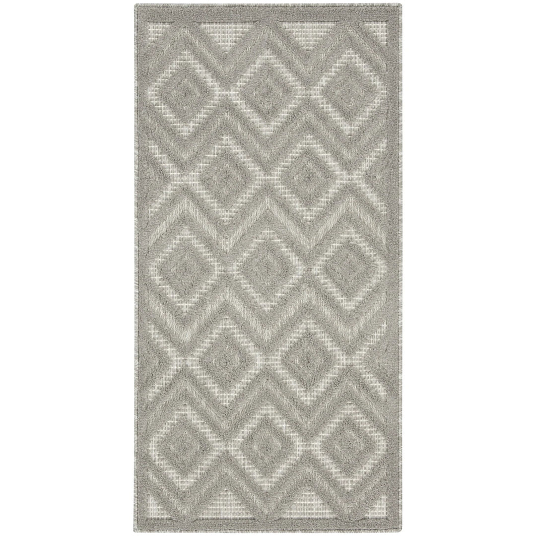 Versatile Indoor/Outdoor Geometric Flatweave Area Rug