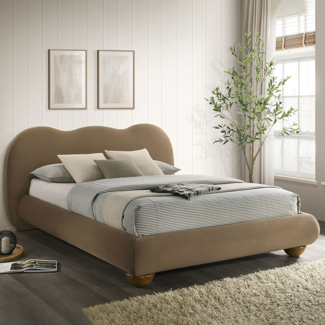 Nilo Modern Fabric Upholstered Platform Bed with Curved Headboard