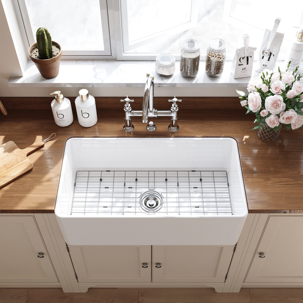 White Fireclay 33 In. L X 18 In. W Rectangular Single Bowl Farmhouse Apron Kitchen Sink with Grid and Strainer