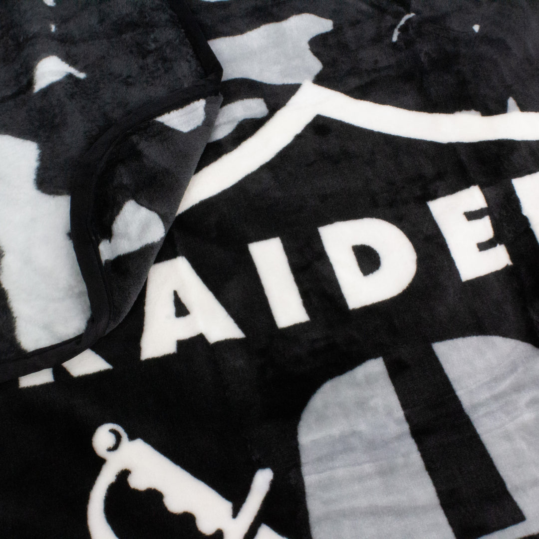 Las Vegas Raiders 50 X 60 Throw Blanket