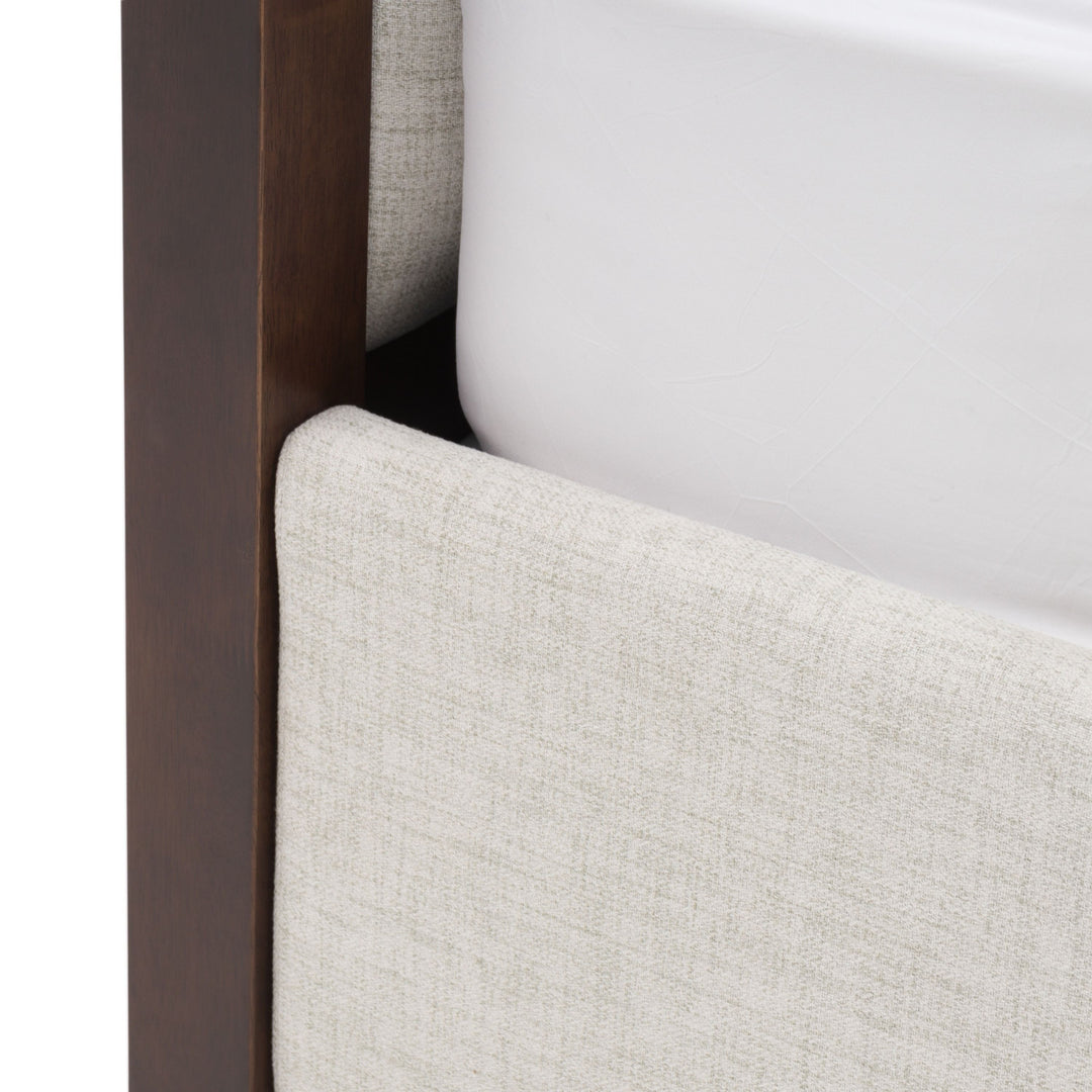 Modrest Manhattan Contemporary Canopy Brown Oak Bed