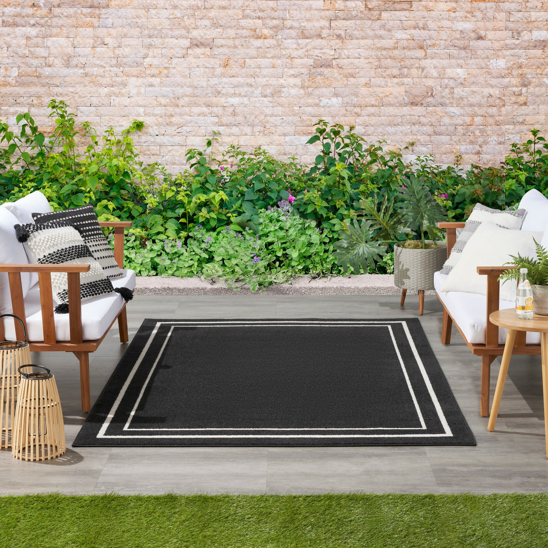 Essentials Indoor/Outdoor Solid Area Rug