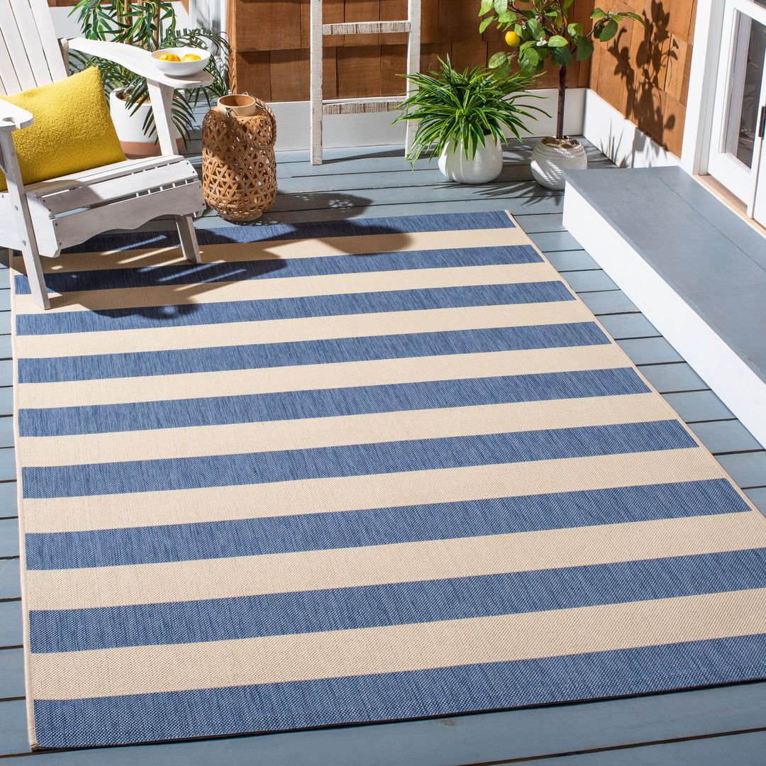 Courtyard Apolonija Indoor/ Outdoor Waterproof Backyard Patio Rug