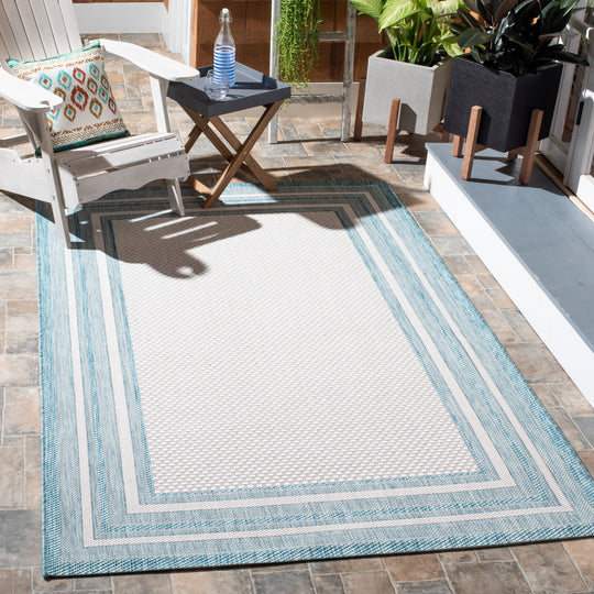 Courtyard Vickie Indoor/ Outdoor Waterproof Patio Backyard Rug