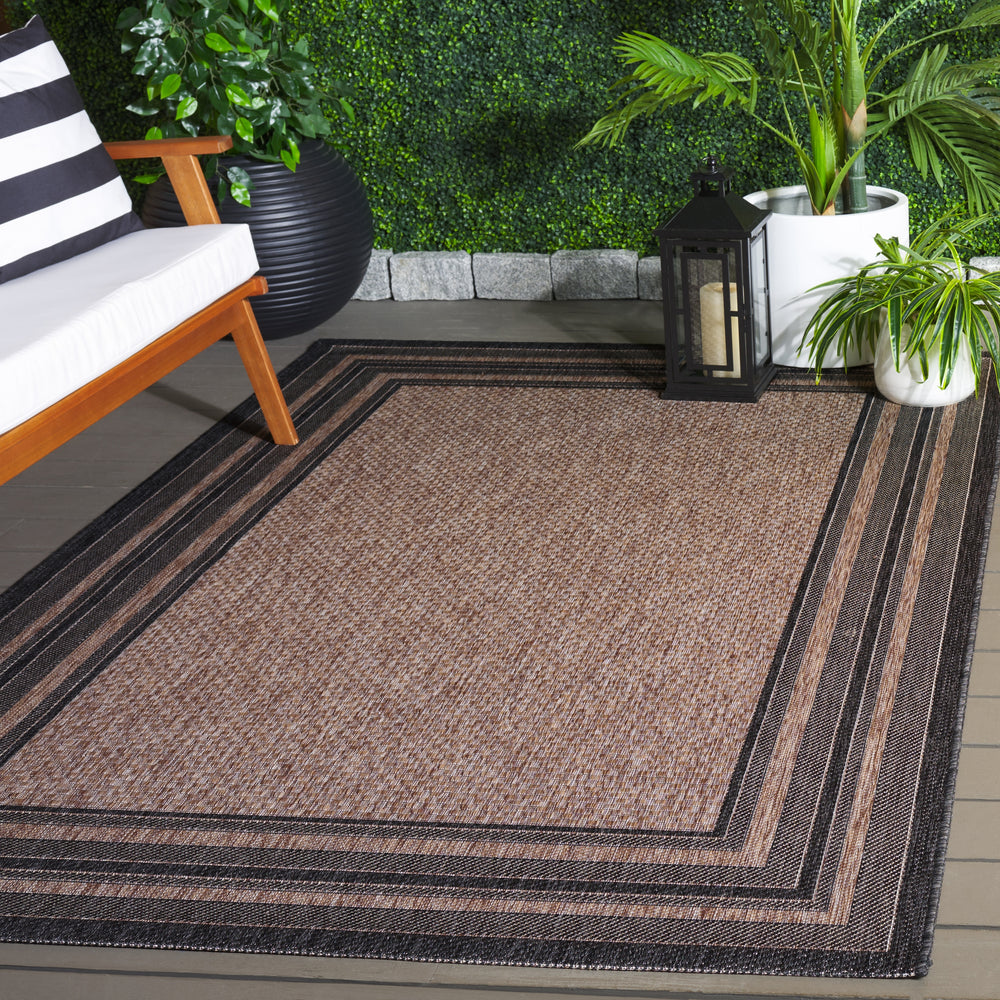 Courtyard Vickie Indoor/ Outdoor Waterproof Patio Backyard Rug