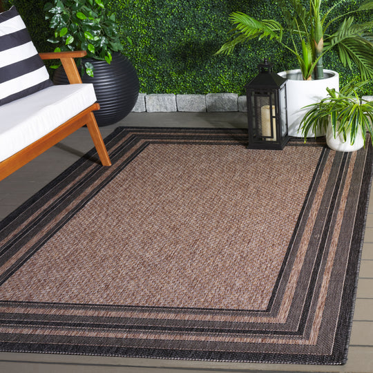 Courtyard Vickie Indoor/ Outdoor Waterproof Patio Backyard Rug