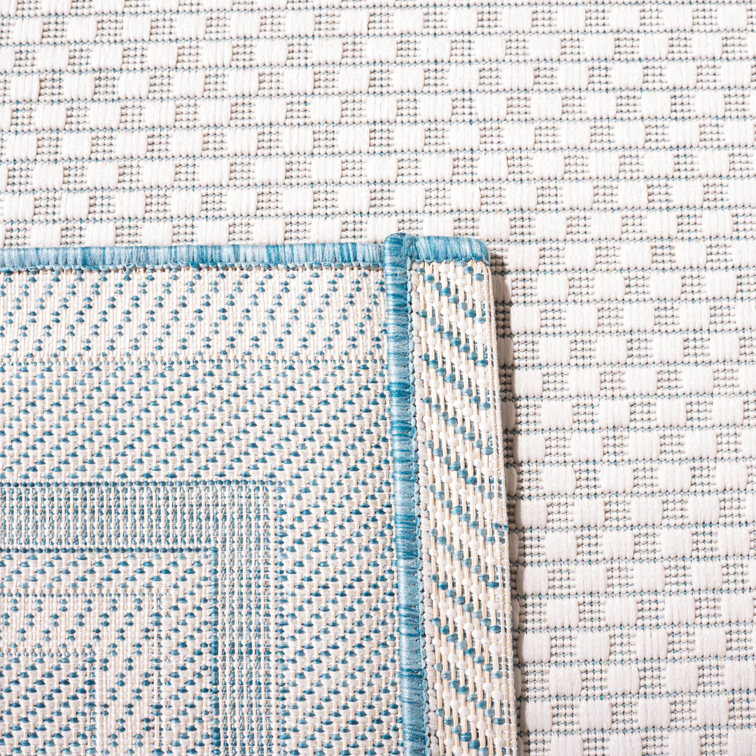 Courtyard Vickie Indoor/ Outdoor Waterproof Patio Backyard Rug