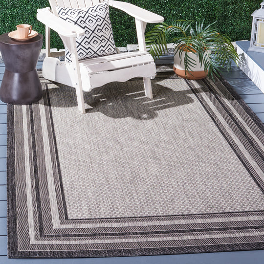 Courtyard Vickie Indoor/ Outdoor Waterproof Patio Backyard Rug