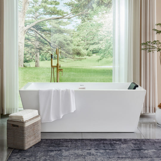 67" Acrylic Freestanding Soaking Bathtub