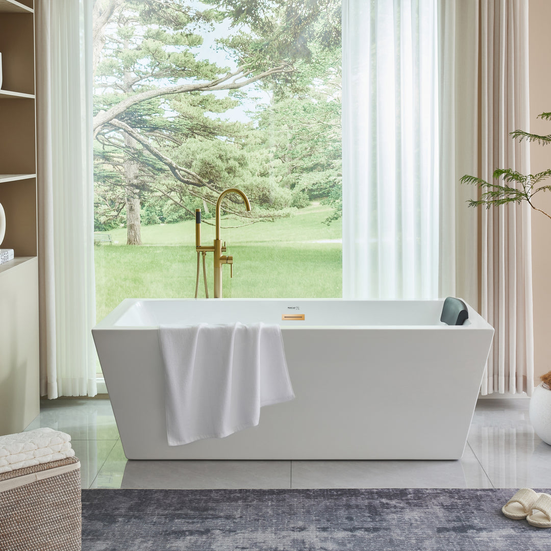 67" Acrylic Freestanding Soaking Bathtub